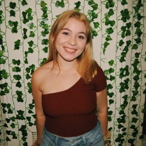 Meet your Posher, Emma